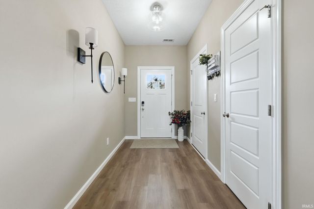 5329 Greyson Heights Drive, Auburn, IN 46706