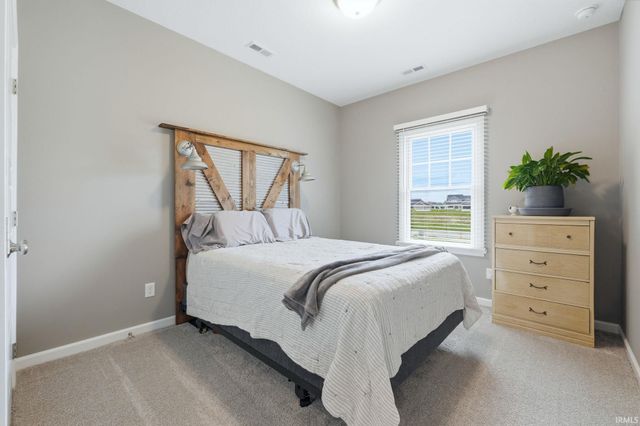 5329 Greyson Heights Drive, Auburn, IN 46706