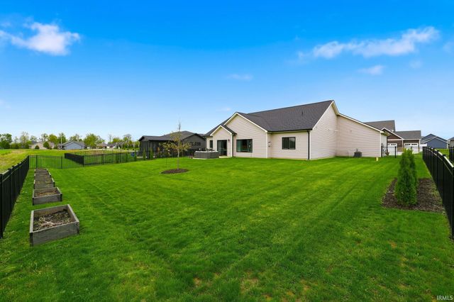 5329 Greyson Heights Drive, Auburn, IN 46706