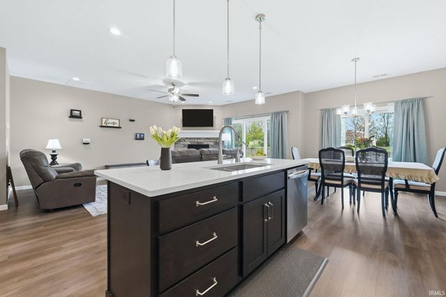 5329 Greyson Heights Drive, Auburn, IN 46706
