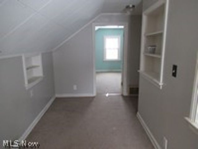249 Roosevelt Avenue, Elyria, OH 44035