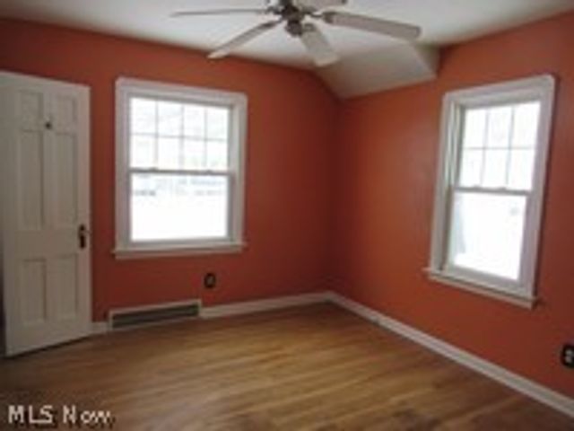 249 Roosevelt Avenue, Elyria, OH 44035