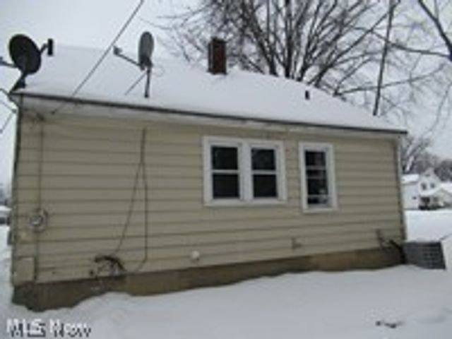249 Roosevelt Avenue, Elyria, OH 44035