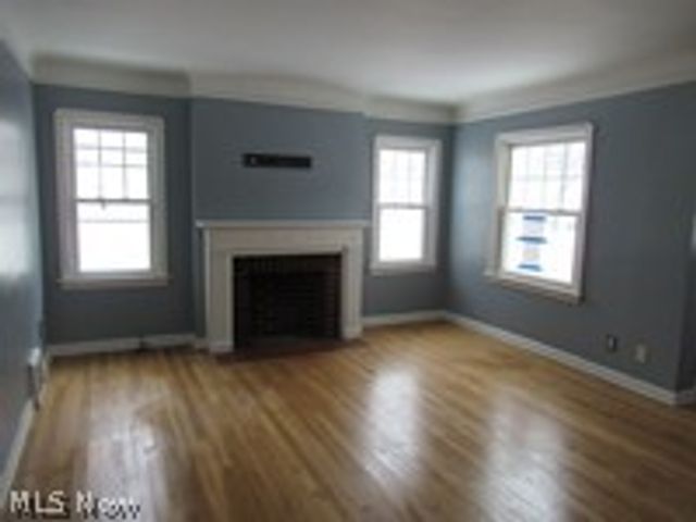 249 Roosevelt Avenue, Elyria, OH 44035