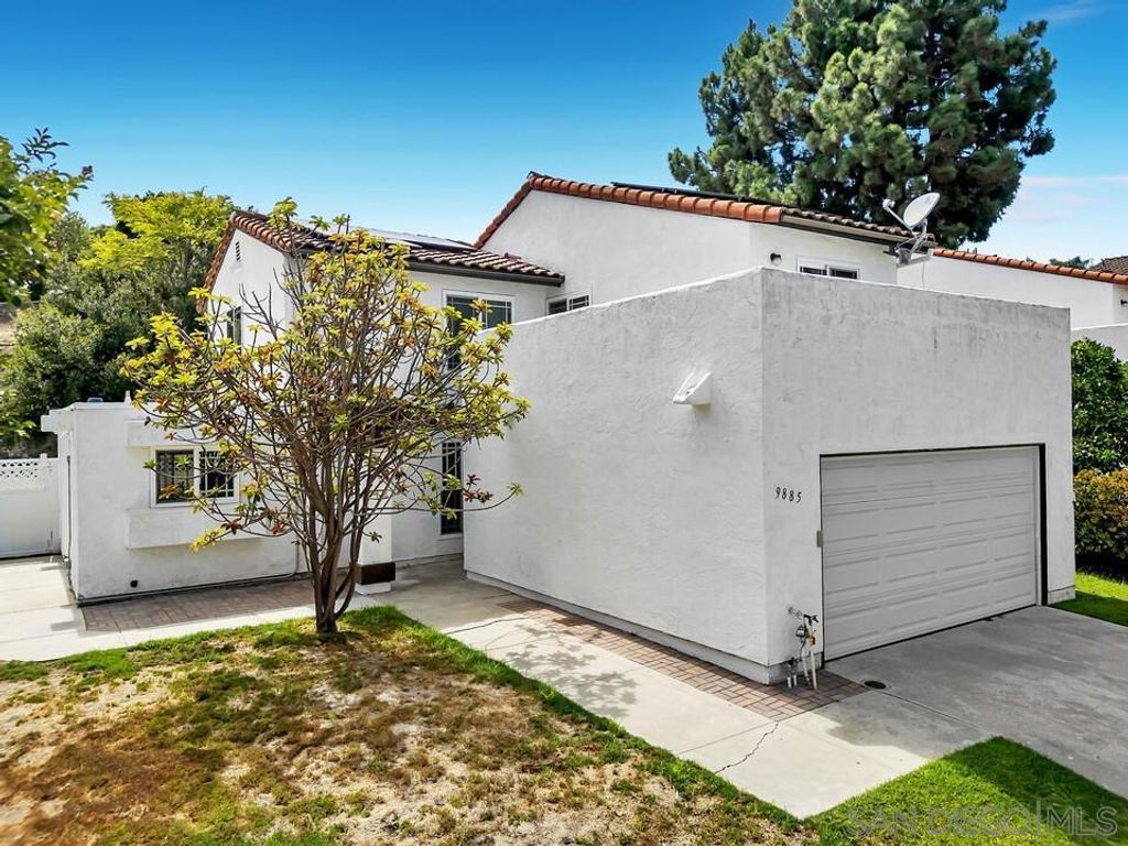 9885 Aldergrove Lane, Spring Valley, CA 91977 — exterior