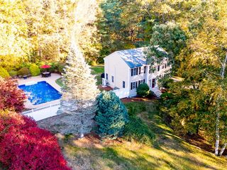 3 Chandler Drive, Londonderry, NH 03053