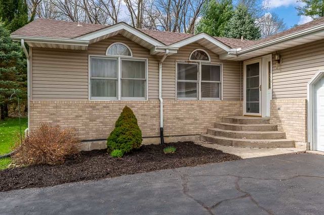 164 COLUMBIA, Poplar Grove, IL 61065