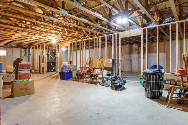 164 COLUMBIA, Poplar Grove, IL 61065