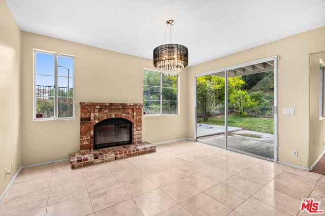 18639 Nathan Hill Drive 9, Santa Clarita, CA 91351