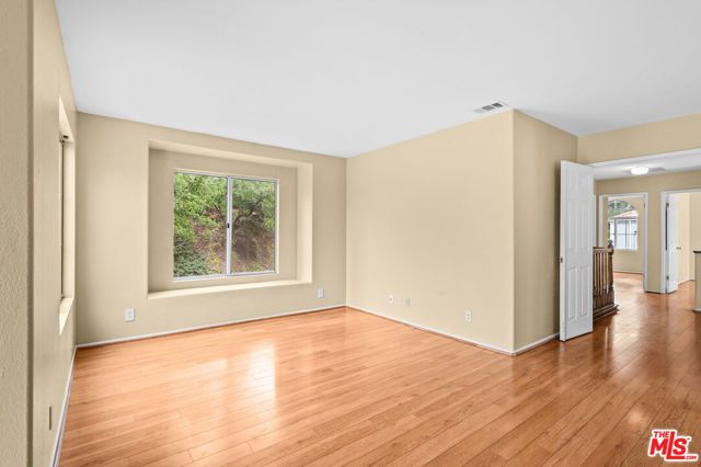 18639 Nathan Hill Drive 9, Santa Clarita, CA 91351