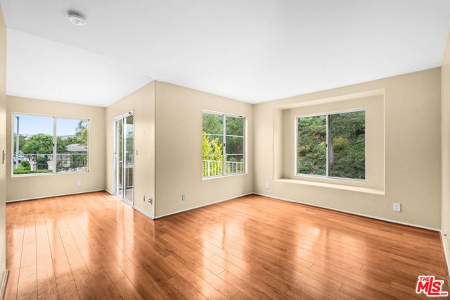 18639 Nathan Hill Drive 9, Santa Clarita, CA 91351