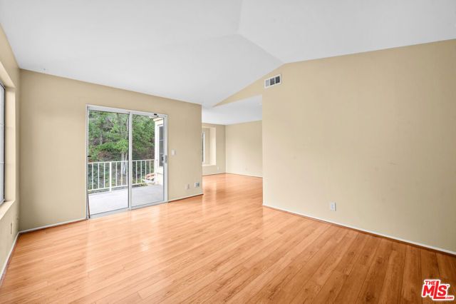 18639 Nathan Hill Drive 9, Santa Clarita, CA 91351