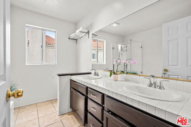 18639 Nathan Hill Drive 9, Santa Clarita, CA 91351