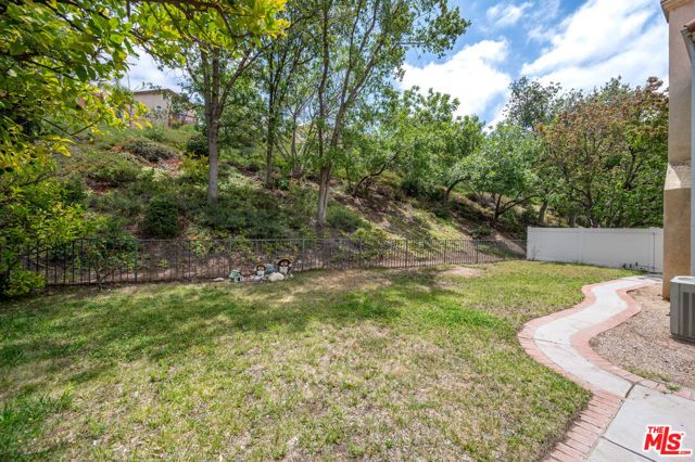 18639 Nathan Hill Drive 9, Santa Clarita, CA 91351