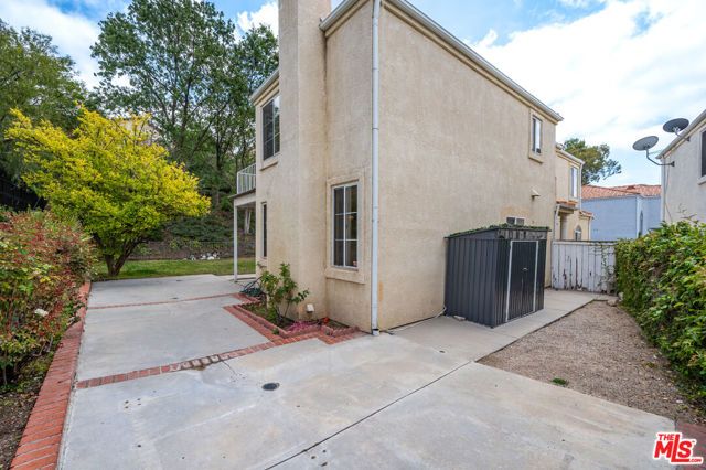 18639 Nathan Hill Drive 9, Santa Clarita, CA 91351