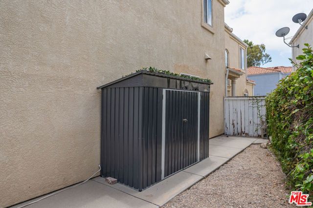 18639 Nathan Hill Drive 9, Santa Clarita, CA 91351