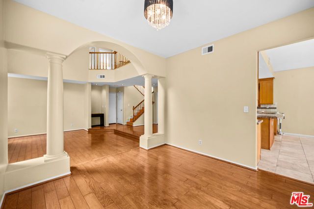 18639 Nathan Hill Drive 9, Santa Clarita, CA 91351