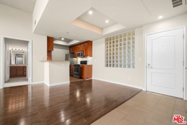 10275 Missouri Avenue 202, Los Angeles, CA 90025