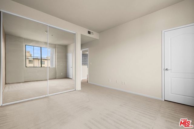 10275 Missouri Avenue 202, Los Angeles, CA 90025