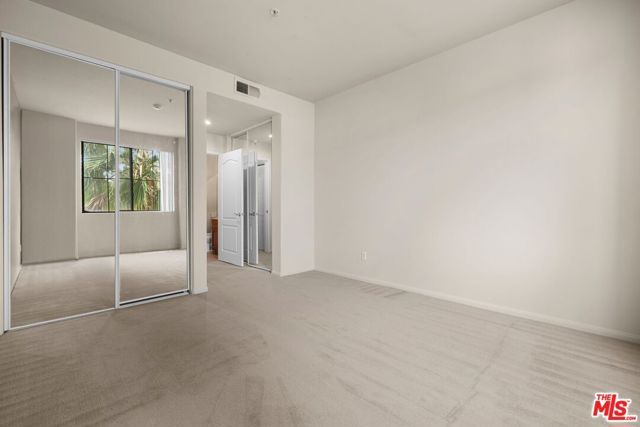 10275 Missouri Avenue 202, Los Angeles, CA 90025