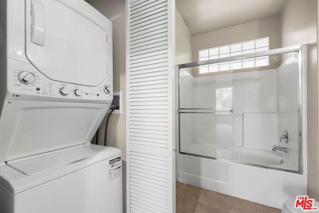 10275 Missouri Avenue 202, Los Angeles, CA 90025