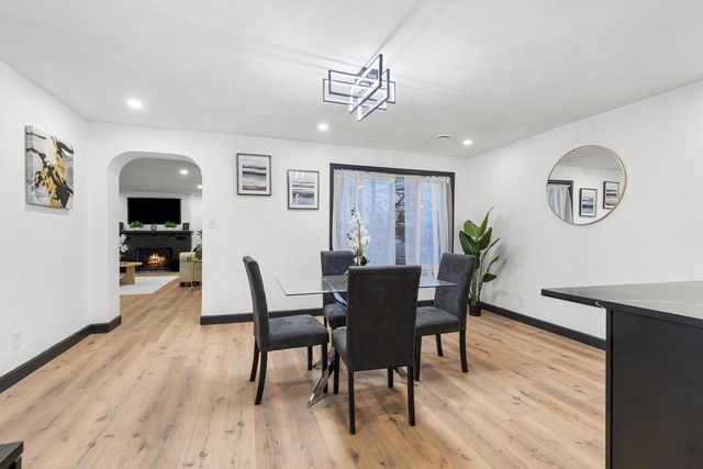 W156N8813 Pilgrim ROAD, Menomonee Falls, WI 53051