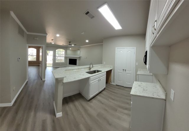 1501 Cedar Elm Drive 102, Euless, TX 76039
