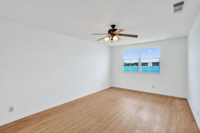 6733 Bayfront Drive, Margate, FL 33063