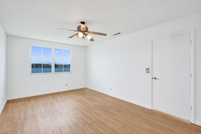6733 Bayfront Drive, Margate, FL 33063