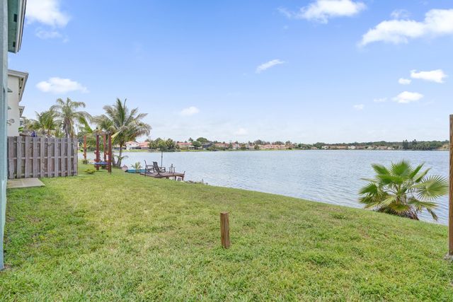 6733 Bayfront Drive, Margate, FL 33063