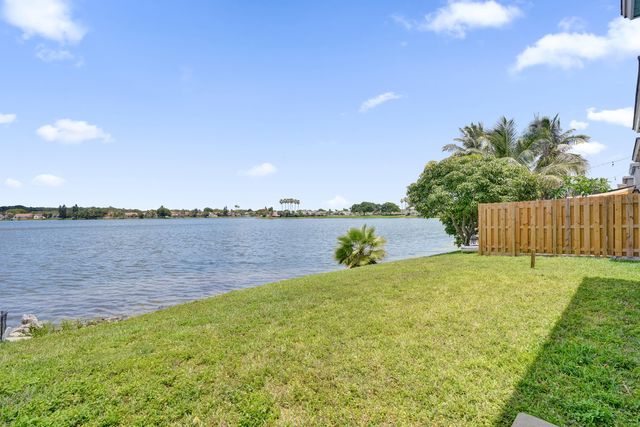 6733 Bayfront Drive, Margate, FL 33063