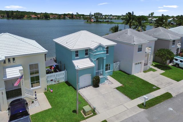 6733 Bayfront Drive, Margate, FL 33063