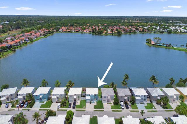 6733 Bayfront Drive, Margate, FL 33063