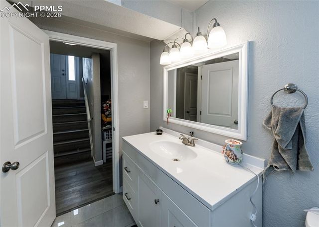 913 Cardinal Street, Colorado Springs, CO 80911