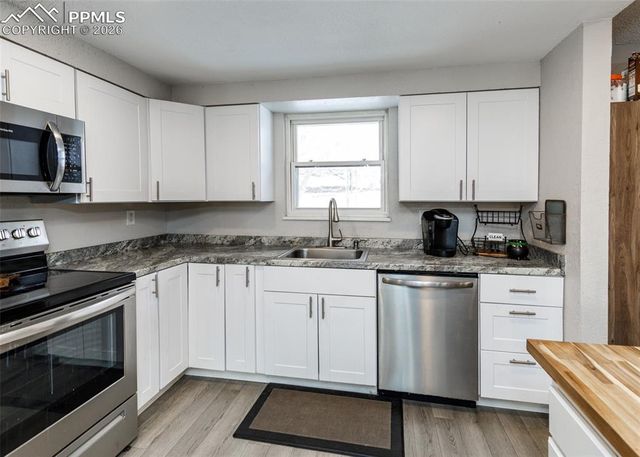 913 Cardinal Street, Colorado Springs, CO 80911