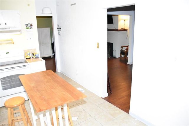 241 Maple AVE, Newport News, VA 23607