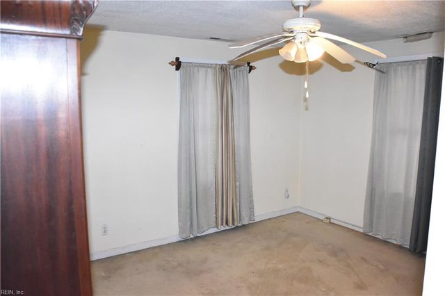 241 Maple AVE, Newport News, VA 23607