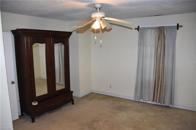 241 Maple AVE, Newport News, VA 23607