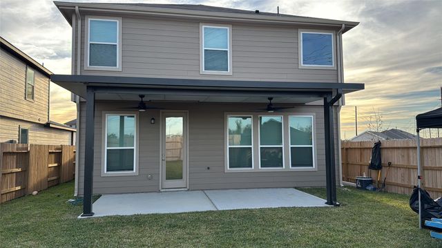 6415 Kentfield Drive, Arcola, TX 77583