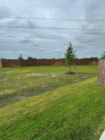 6415 Kentfield Drive, Arcola, TX 77583