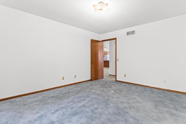 639 Wood Violet Lane, Sun Prairie, WI 53590