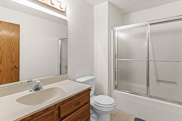 639 Wood Violet Lane, Sun Prairie, WI 53590