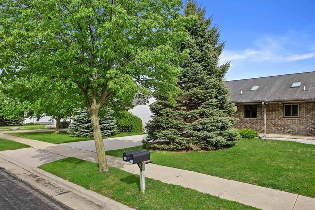 639 Wood Violet Lane, Sun Prairie, WI 53590