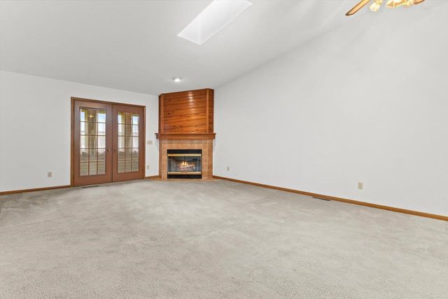 639 Wood Violet Lane, Sun Prairie, WI 53590