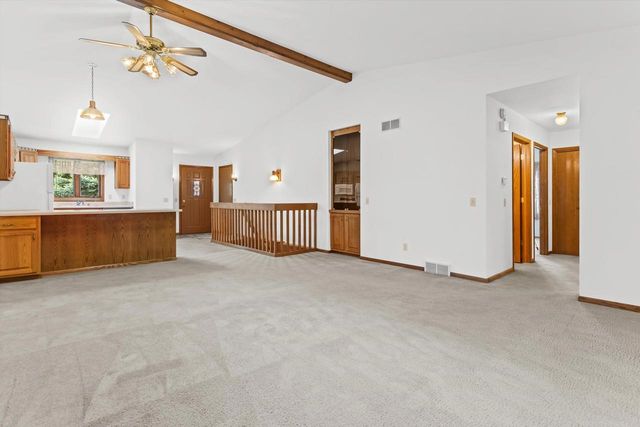 639 Wood Violet Lane, Sun Prairie, WI 53590