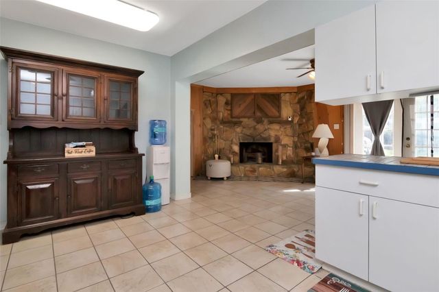 10313 N ARMENIA AVENUE, Tampa, FL 33612