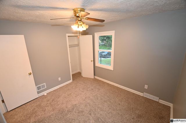 3450 Martin Avenue, Omaha, NE 68112