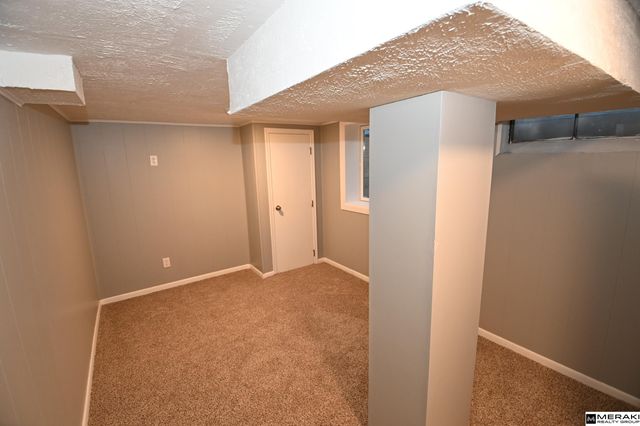 3450 Martin Avenue, Omaha, NE 68112