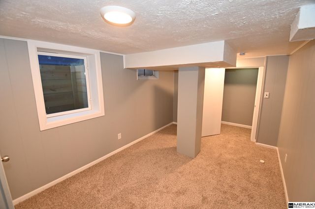 3450 Martin Avenue, Omaha, NE 68112