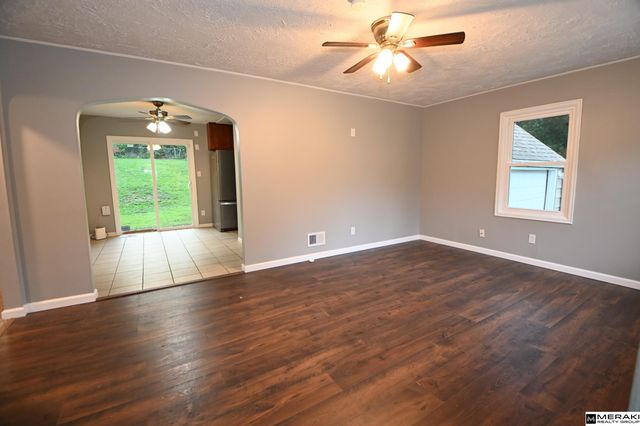 3450 Martin Avenue, Omaha, NE 68112